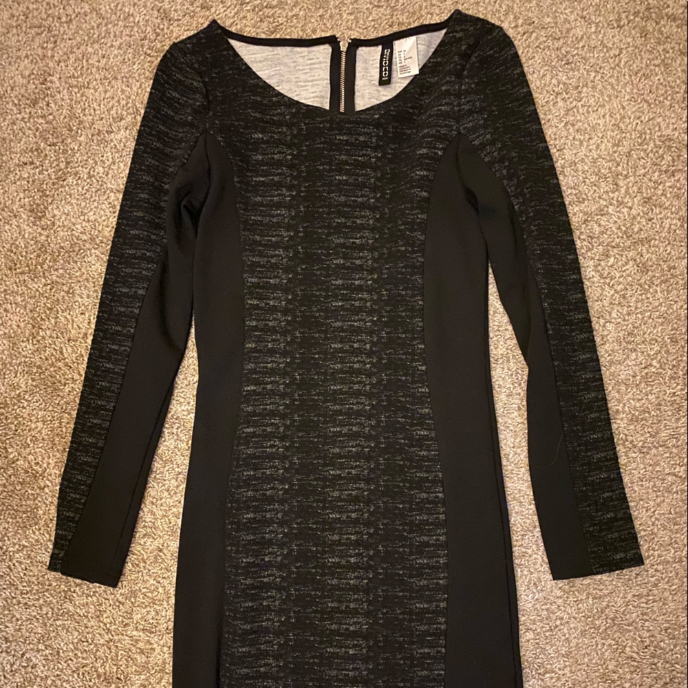 cute form fitting mini dress - worn once